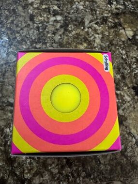 NeeDoh Color Change Groovy Glob Ball Yellow New